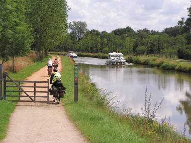 The Canal from Nantes to Brest - Direction Nantes