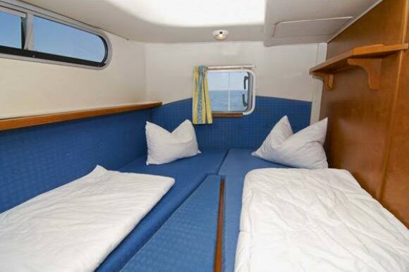 Haines 40 - Starboard Rear Cabin, choice between a Double Bed or 2 Single Beds