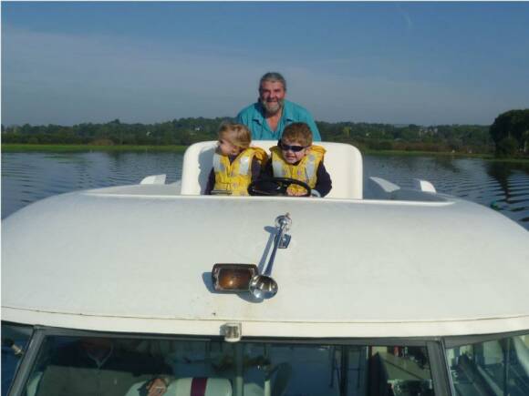 Boating Holidays with Sedan 1310 A - Outside Steering Position