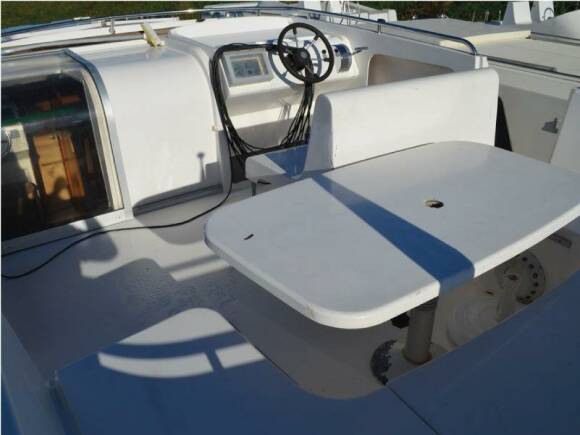 Boating Holidays with Haines 40 - A Great Sundeck at the Rear