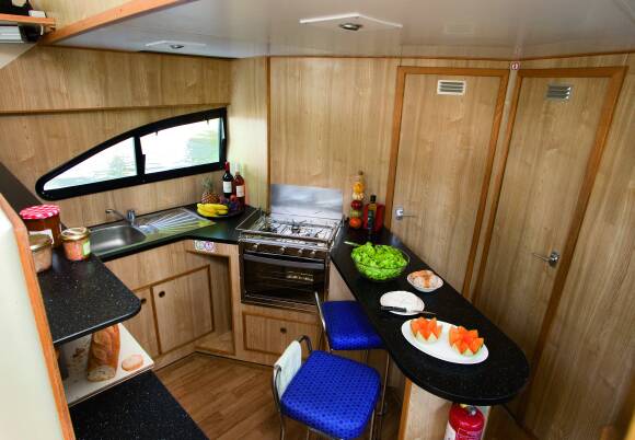 Magnifique cuisine four comptoir