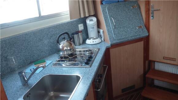 Penichette 1022 FB - Kitchen