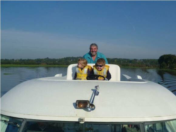Boating Holidays with Sedan 1000 A - Outside Steering Position