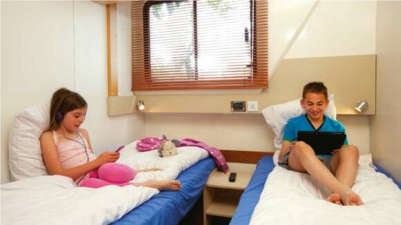 Vision 4  - Cabin choice of 1 Double Bed or 2 Single Beds