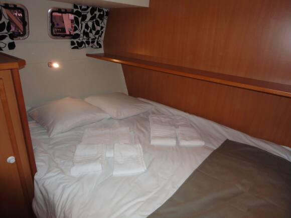 Tarpon 49 Quattro Prestige - Portside Front Cabin with a Double Bed