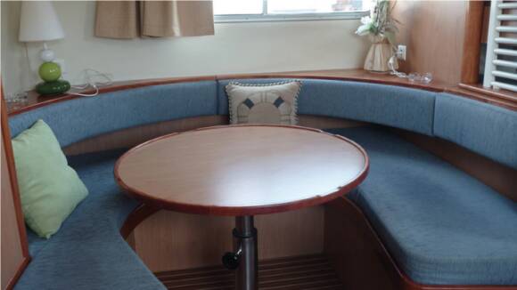 Penichette 1022 FB - Table