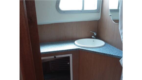 Penichette 1022 FB - Bathroom
