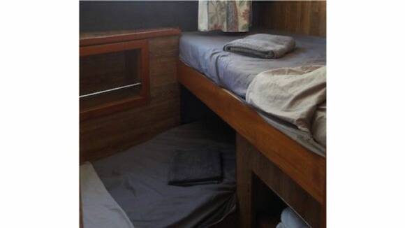 Classique - Cabin with 2 Bunk Beds