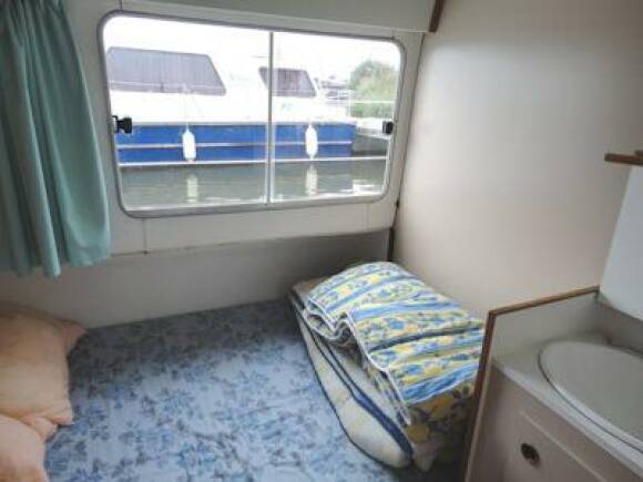 Eau Claire 1130 - Middle Cabin with a Double Bed