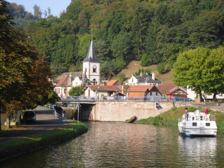 The Canal de la Marne au Rhin - Towards Nancy