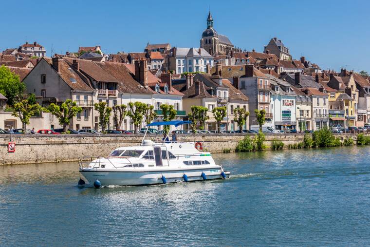 The Canal de Bourgogne