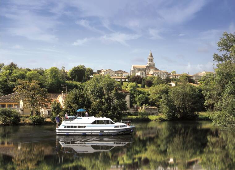 The Charente - towards Angouleme